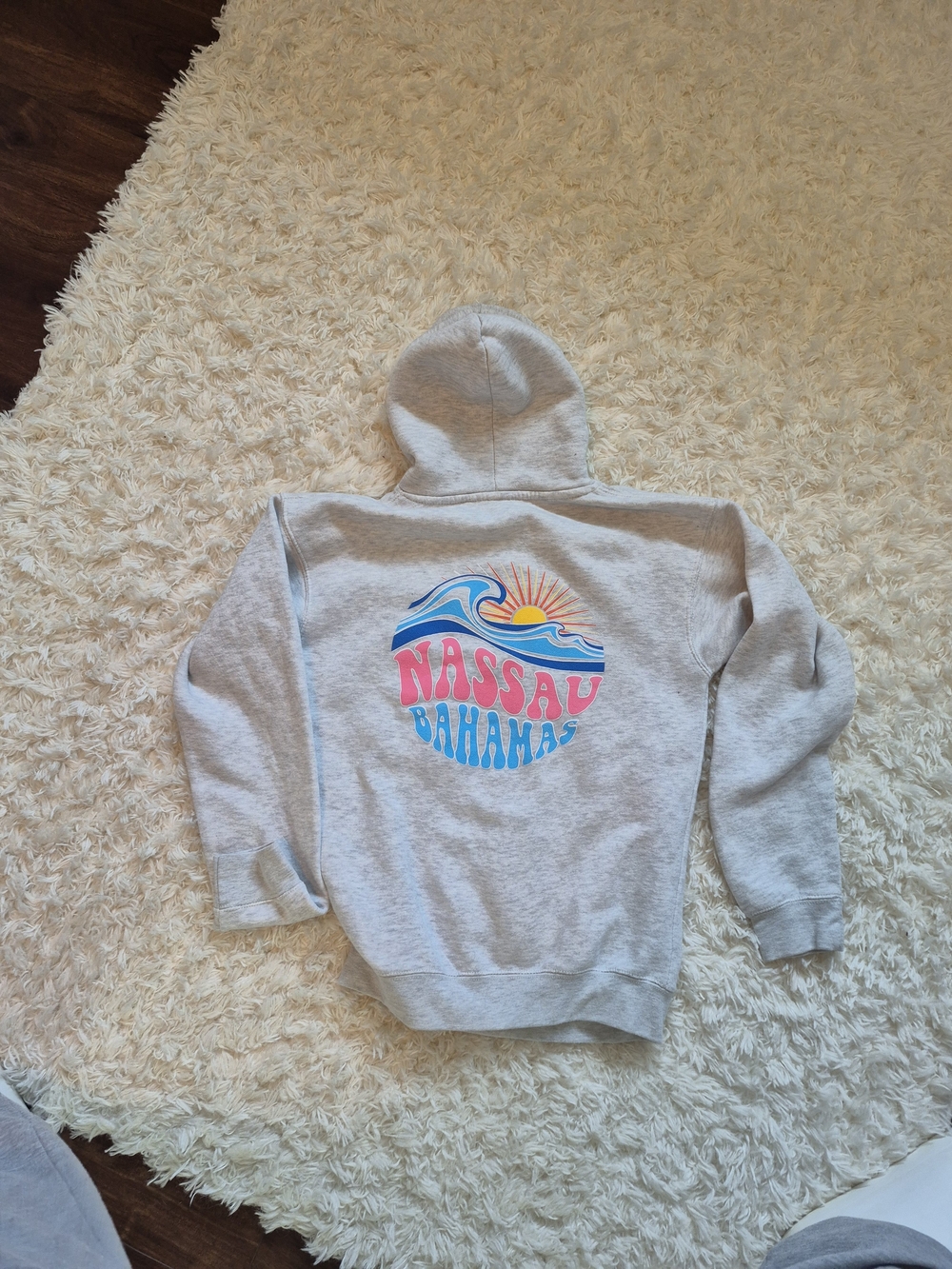 Nassau Bahamas Gray Kids Hoodie - Retro Surf Graphic